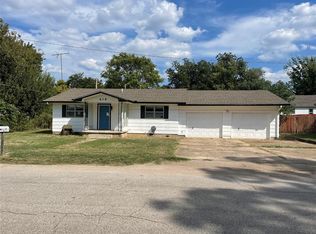 418 S 3rd Ave, Purcell, OK 73080