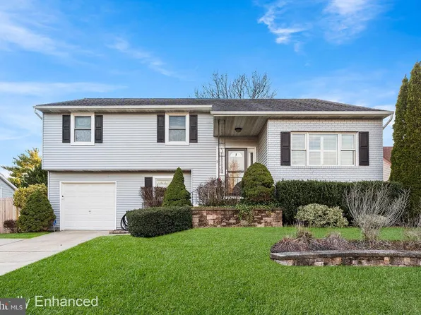 7 Pelham Rd, Marlton, NJ 08053