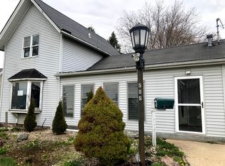 505 W Blackman St, Harvard, IL 60033