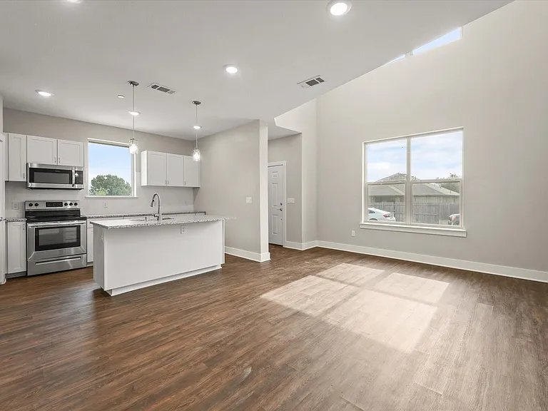 3600 Aaron Pl — Photo 9