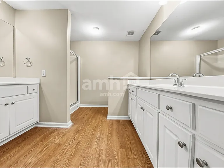 1954 Firelight Ln — Photo 10
