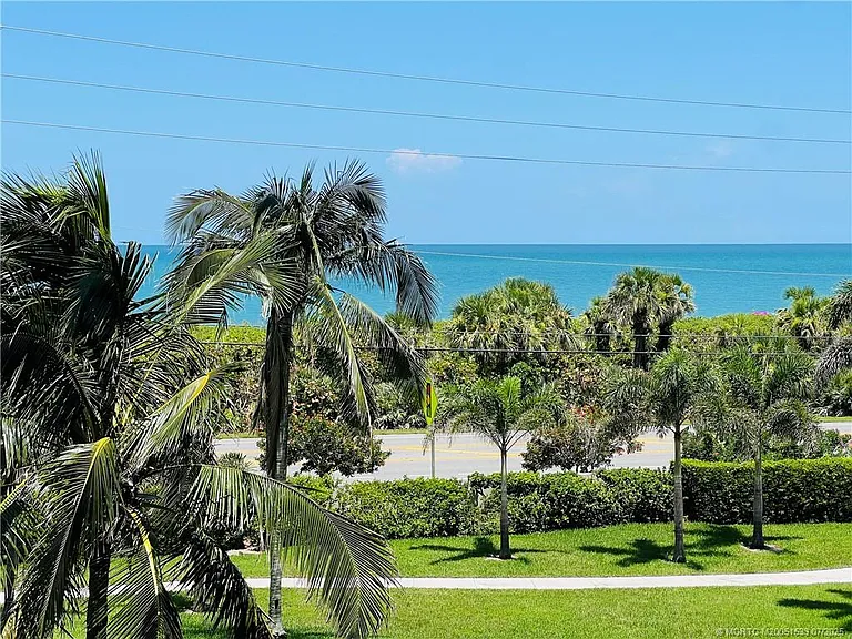 5051 N Highway A1A #4-5 — Photo 33
