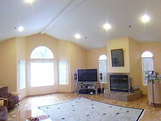 2nd image of 1248 Elm Ave