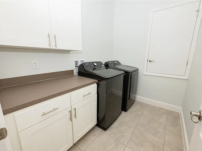 375 Villa Sorrento Cir — Photo 13