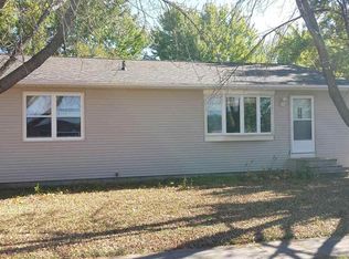 1243 Aspen Dr, Waterloo, IA 50701