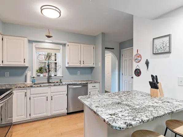 172 Woodbine by the Lake #3, Colchester, VT 05446