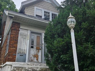 2456 Saturn St, Cincinnati, OH, 45214