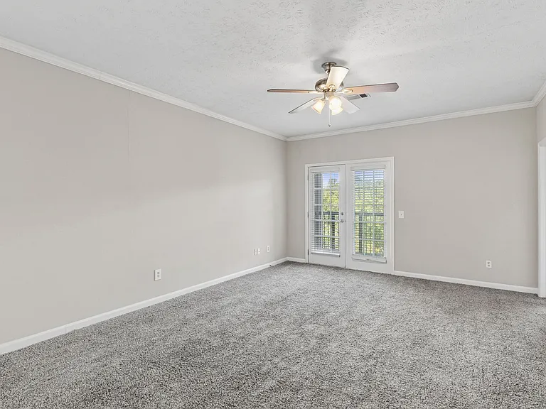 Steeple Crest Apartment Homes — Photo 5