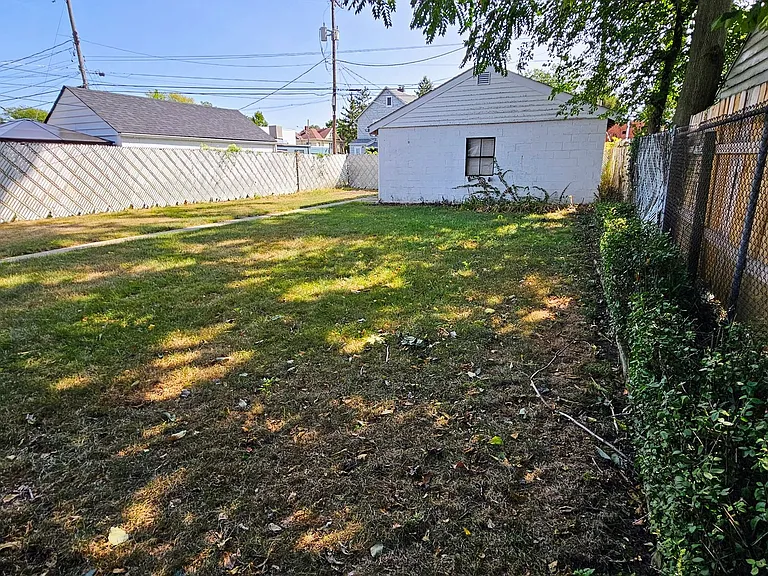 3010 Woodbine Pl — Photo 13