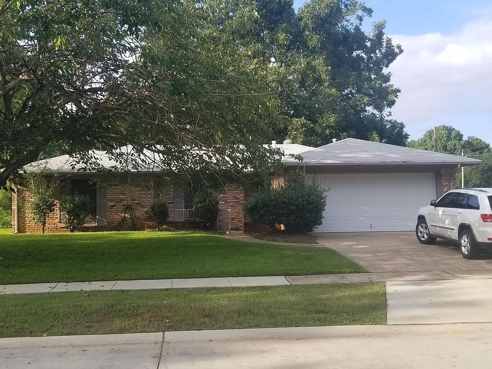 Front Street View