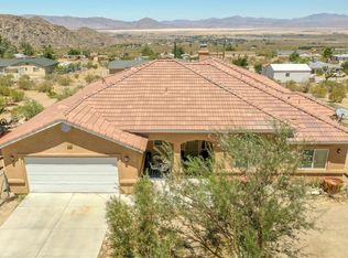 32388 Sapphire Rd, Lucerne Valley, CA 92356
