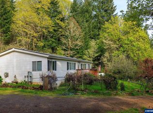 28330 Jones Dr, Foster, OR 97345