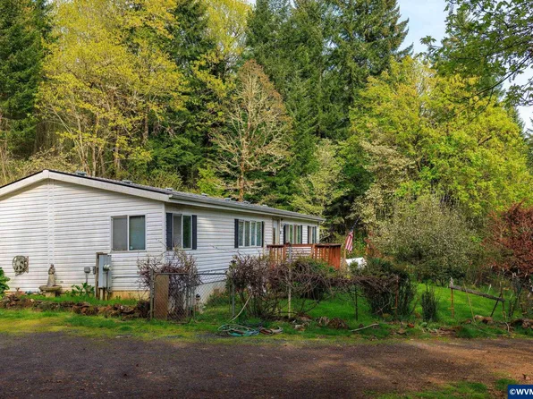 28330 Jones Dr, Foster, OR 97345