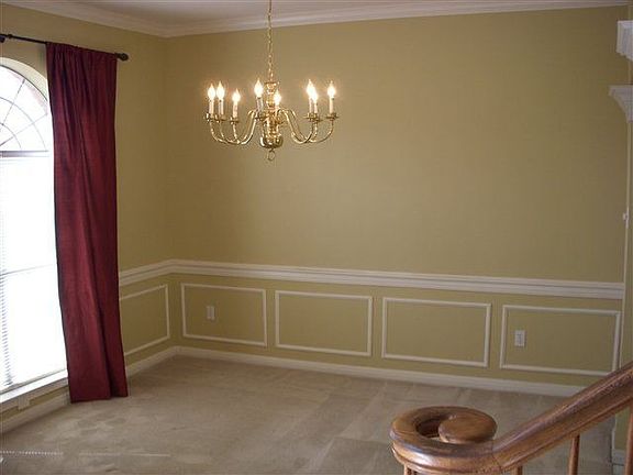 5th image of 5060 Eaheart Cir