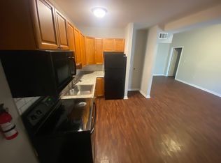 430 N 64th St #1R, Philadelphia, PA 19151