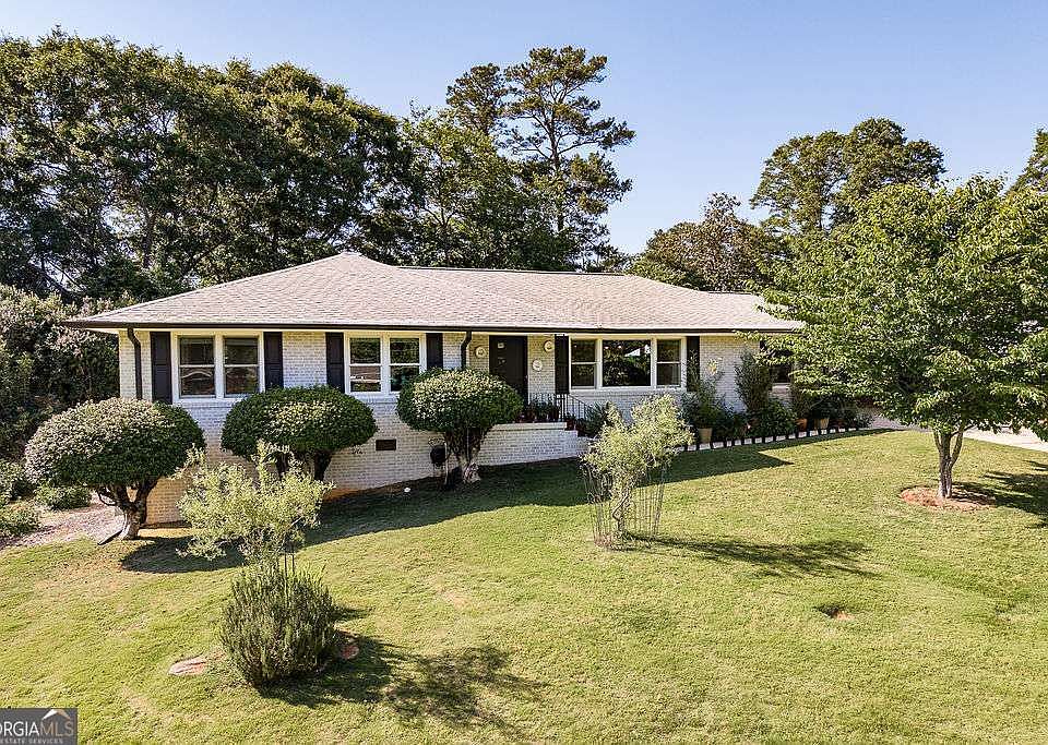 1st image of 344 Beechwood Dr