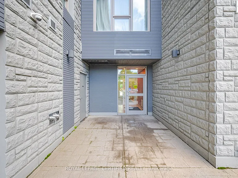 77 Leland St #108 — Photo 24