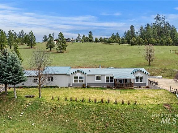 3rd image of 15 Granite Basin Rd
