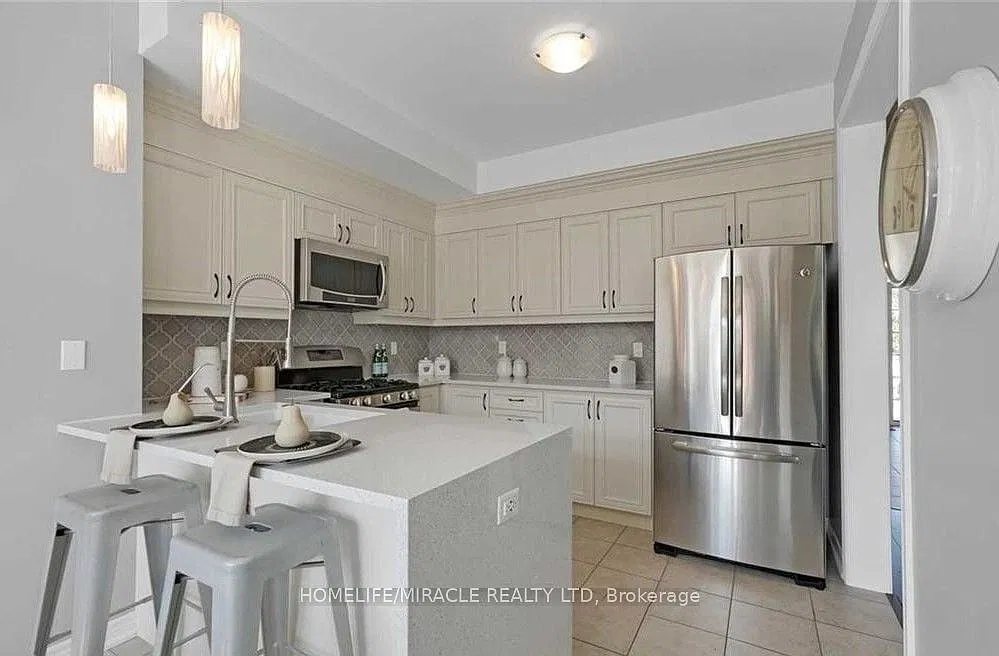3 bed, $3,100 — Photo 3