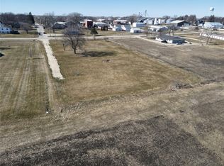 300 Union St, Aurora, IA 50607