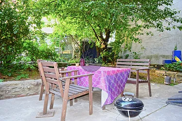 Rented by RES New York