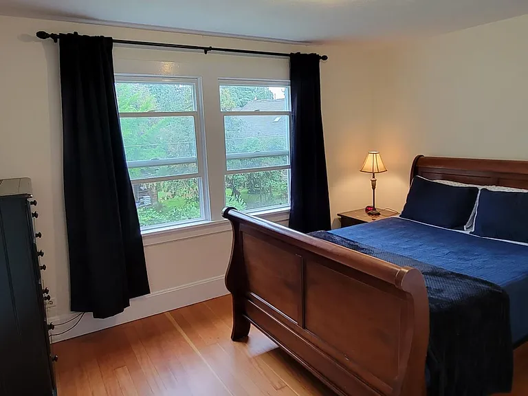 5112 SE Aldercrest Rd — Photo 8
