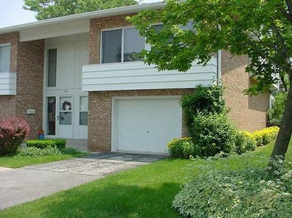 Clayton Park Townhouses, 5400 N Iroquois Ave #5404, Milwaukee, WI 53217