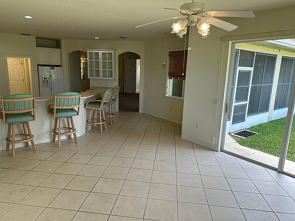 4th image of 8635 46th Avenue Cir W