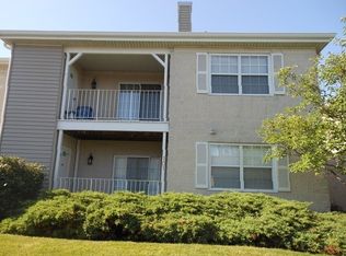 738 N Gary Ave UNIT 101, Carol Stream, IL 60188