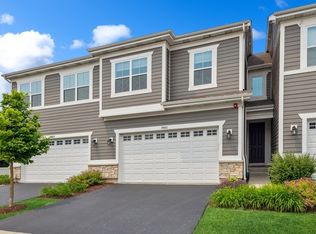3861 Provenance Way, Northbrook, IL 60062
