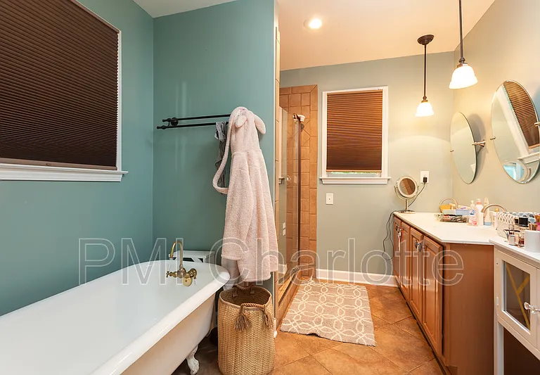 1829 Merriman Ave — Photo 19