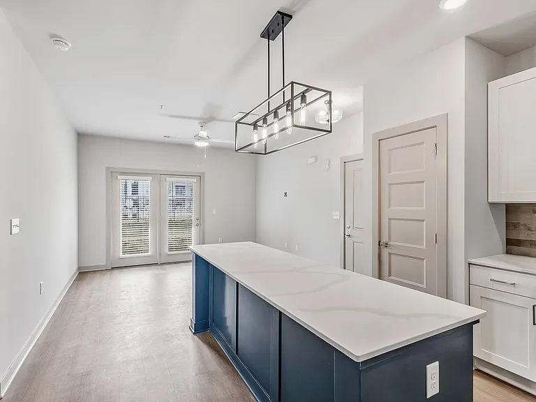 Viridian Apartments — Photo 37