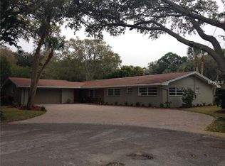 2101 Pelham Rd N, Saint Petersburg, FL 33710
