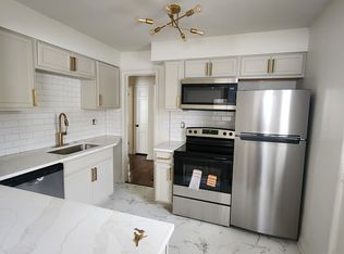 103 W 85th St, Kansas City, MO 64114