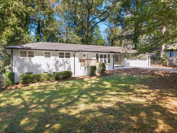 2115 Honeysuckle Ln SW, Atlanta, GA 30311