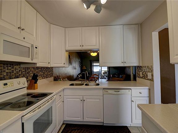 2nd image of 3914 SW 8th Ct APT 105