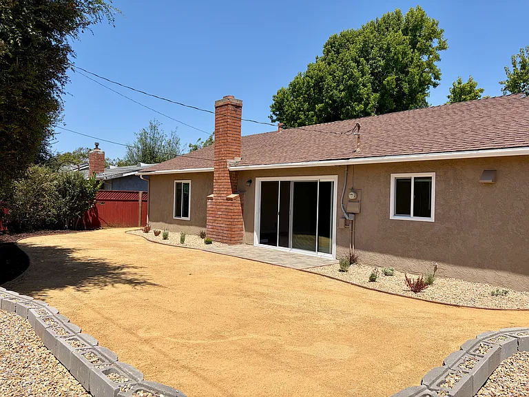 1481 Balboa St — Photo 1