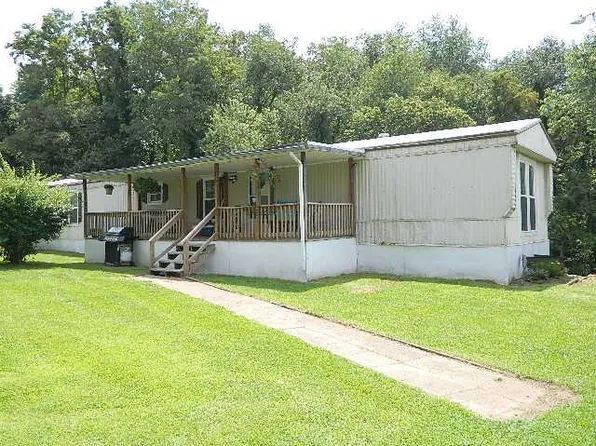 455 Chinquapin Ave, Rural Retreat, VA 24368