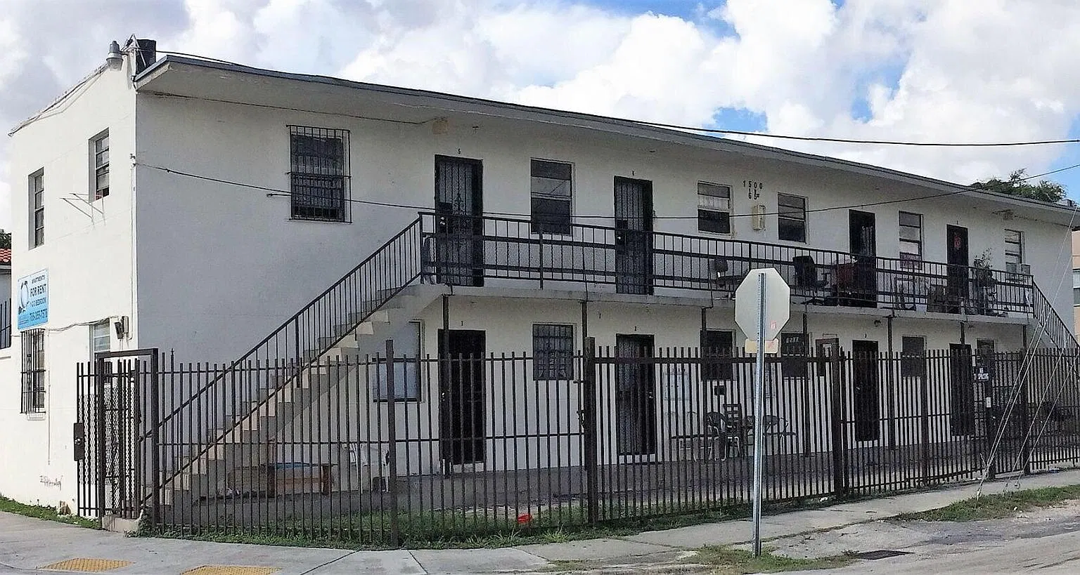 Ground Floor 1 Bedroom Apartment — Photo 2
