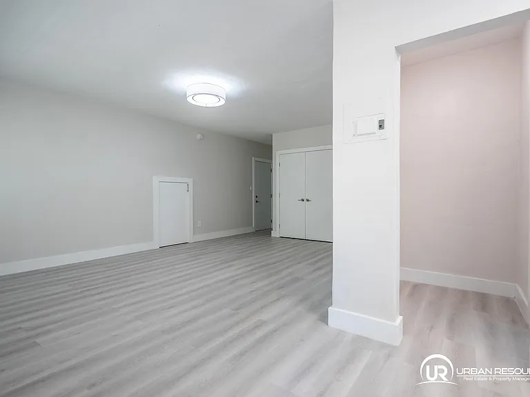 2418 Flamingo Dr #7 — Photo 24