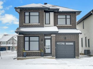 770 Cope Dr, Ottawa, ON K2S 2P9
