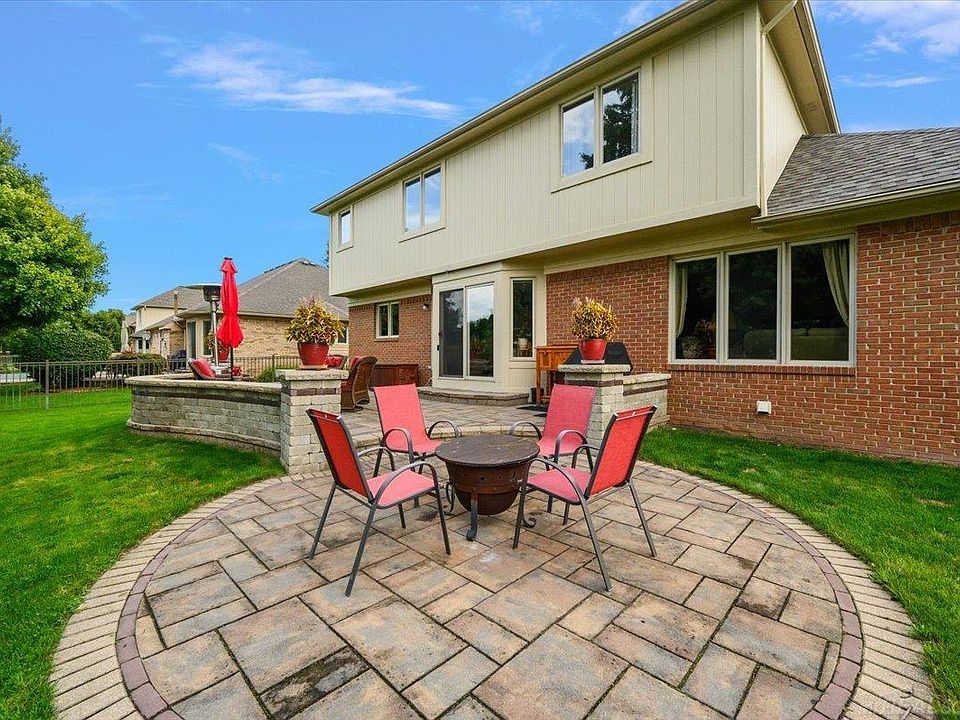 54767 Waubay Dr, photo 11