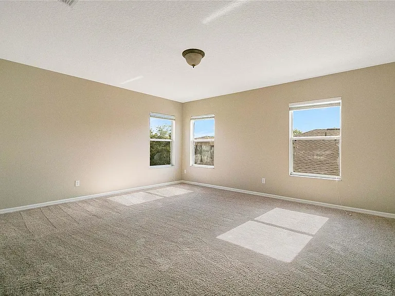 10824 Tilston Point — Photo 11