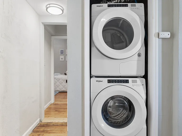 82 Hawley St #1H — Photo 10
