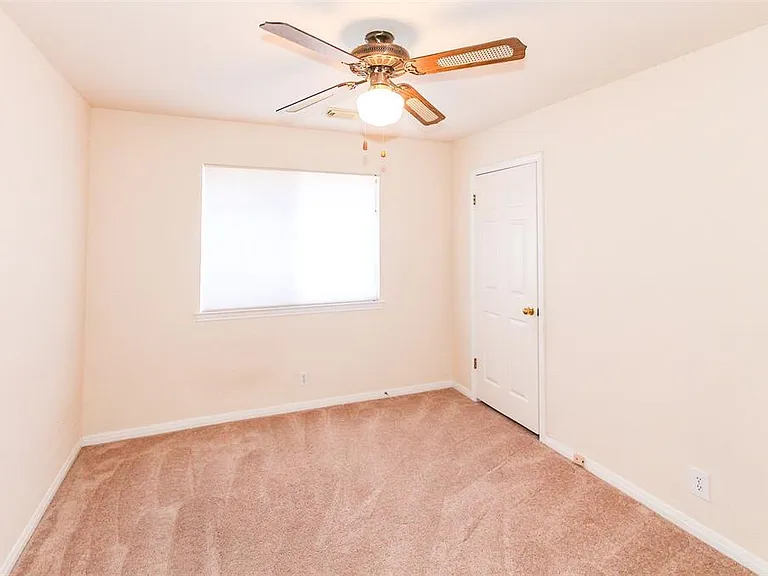 5921 Back Bay Ln — Photo 18
