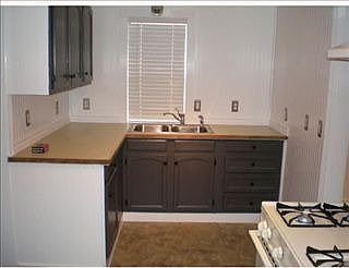 2nd image of 821 Cook Ave