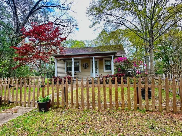 803 Meadville St, Summit, MS 39666