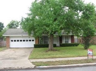 6414 Roos Rd, Houston, TX 77074