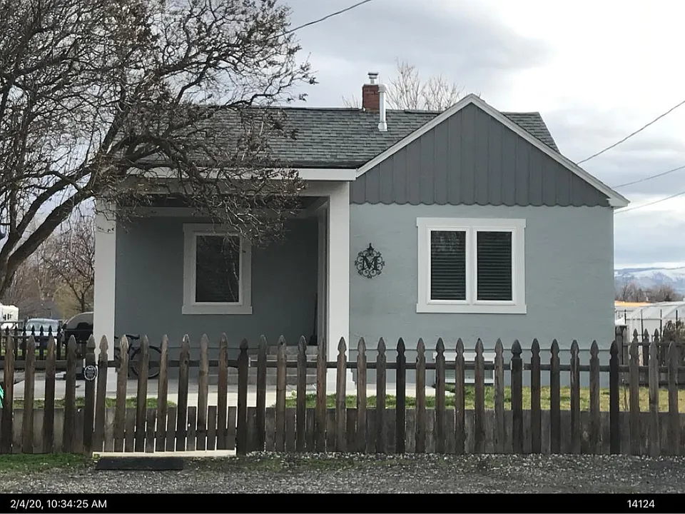 627 SW Davis Ave