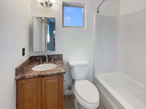 4th image of 1105 W Anderson Dr #A